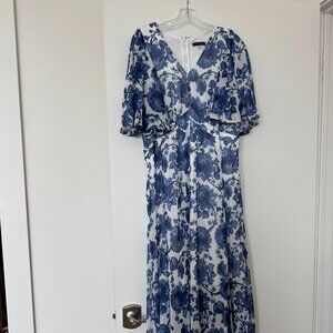 Tommy Hilfiger lined dress size 12, great for wedding or graduation